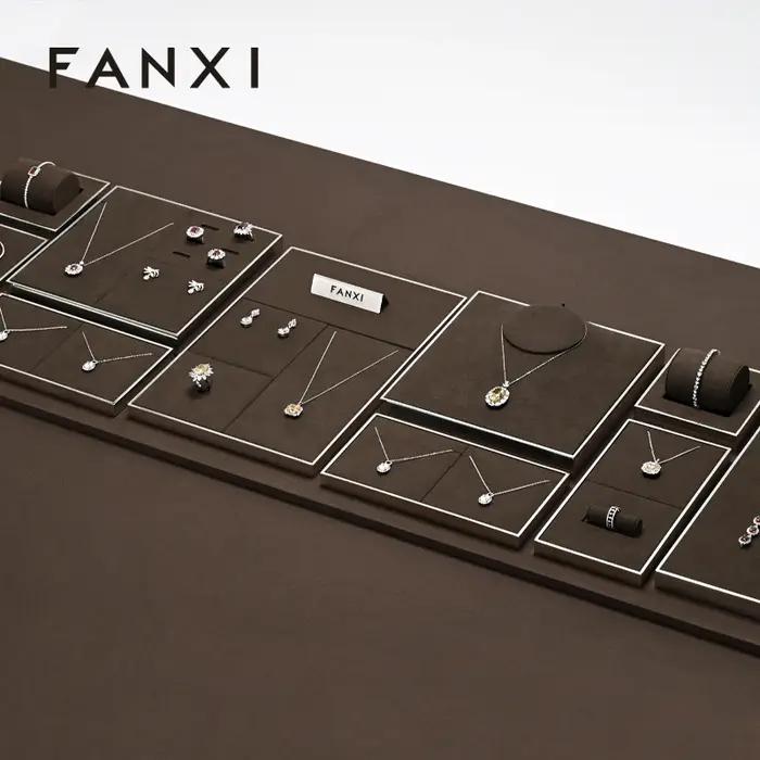 Présentoir de Bijoux en Velours Oirlv Pour Anneaux Bracelets Colliers Pendentifs Bureau Accueil Occasions Spéciales