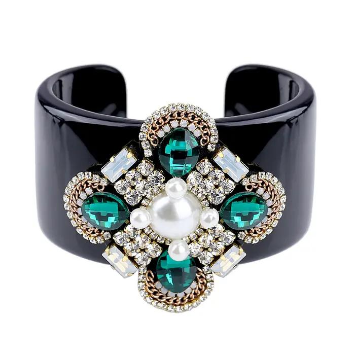 HAHA & TOTO Bracelet manchette en résine noire à la mode incrusté de cristal fait à la main perlé fleur