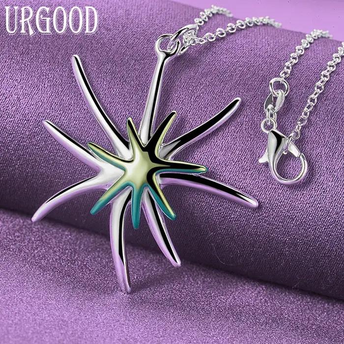 Collier élégant et tendance en forme d'étoile de mer