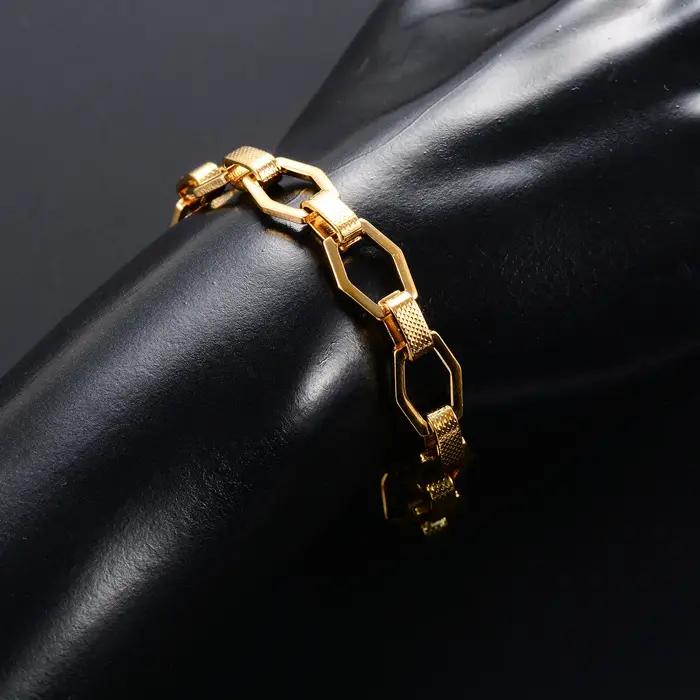 Bracelet géométrique en acier inoxydable fait à la main