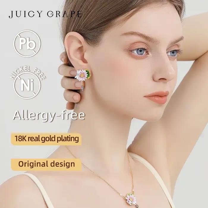 Boucles d'oreilles pendantes en forme de fleur de Lotus en émail de raisin juteux pour femmes
