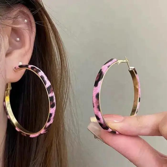Boucles d'oreilles créoles rondes en cuir PU imprimé léopard rose 50MM pour femme, bijoux simples et