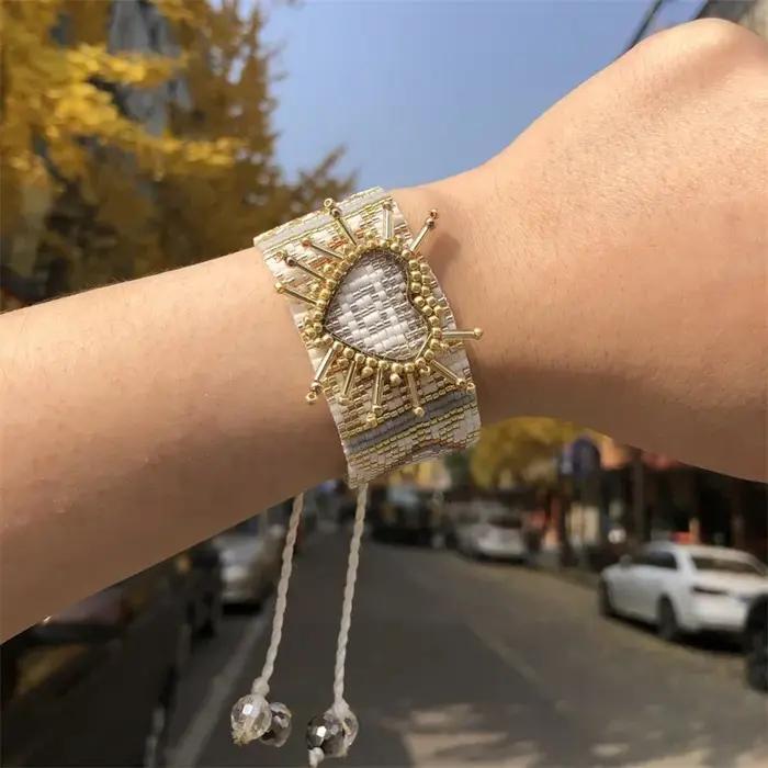 Bracelet 3D Cœur en Verre Bohème Femme Nouvel Amour Occasions Spéciales