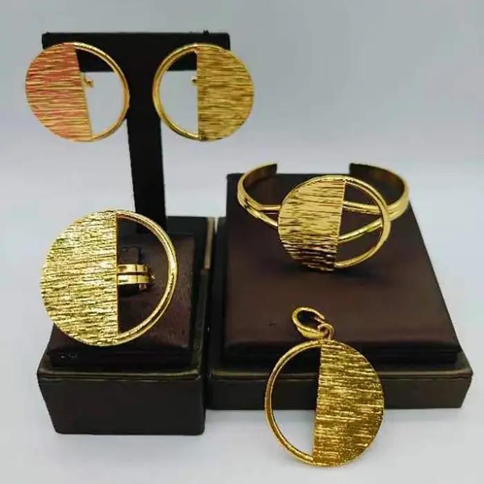 Ensemble de bijoux vintage en or 18 carats pour femmes