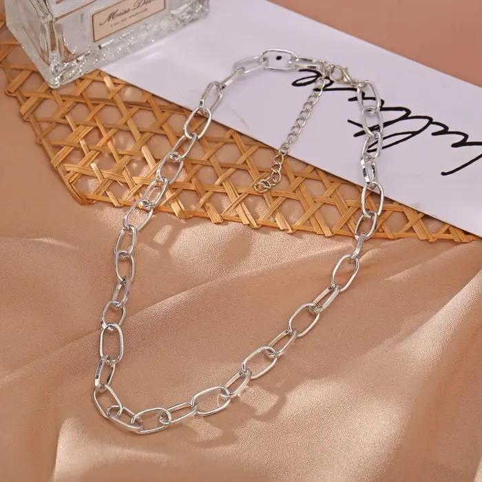 Collier rétro chaînes et colliers pour femmes en alliage de zinc avec motifs géométriques pour sorties et soirées élégantes