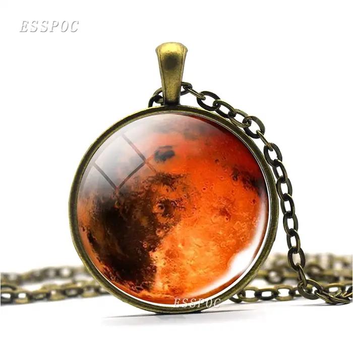 Collier de nébuleuse, pendentif astronomie de la galaxie