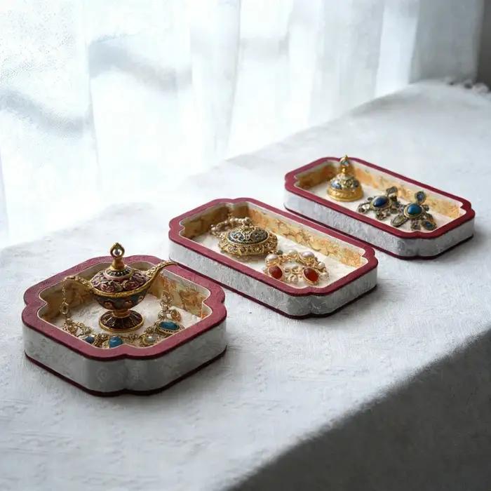Ensemble de bijoux Royal Oriental Palace plateau de présentation et organisateur de luxe pour bracelets en jade cadeau élégant pour lAid occasions spéciales anniversaire demande en mariage mariage