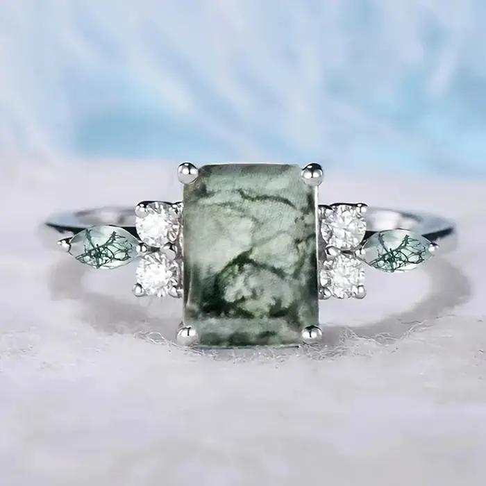 Huitan – bague verte Vintage pour femmes, bijoux de fête rétro, bijoux en zircone cubique brillante, accessoires portables au quotidien pour femmes