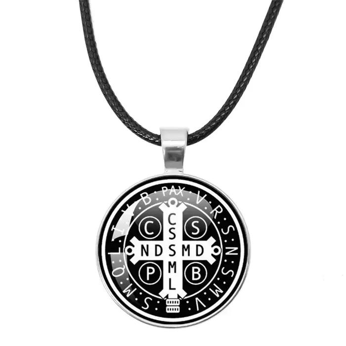 Collier en corde de cuir avec médaillon de Saint benoît, pendentif religieux, amulette, médaille d'e