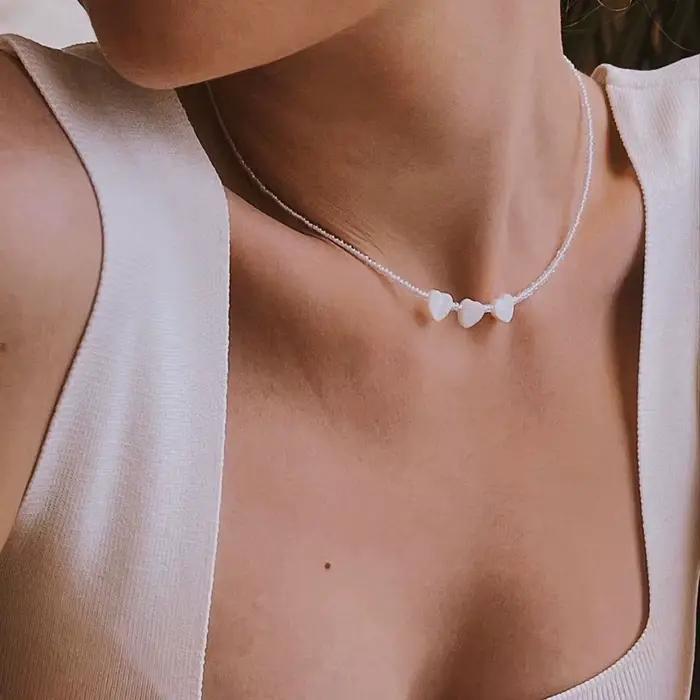 Collier pendentif coeur en cristal Boho Barlotte chaîne de perles imitation bijou pour femmes occasions spéciales anniversaire Saint Valentin