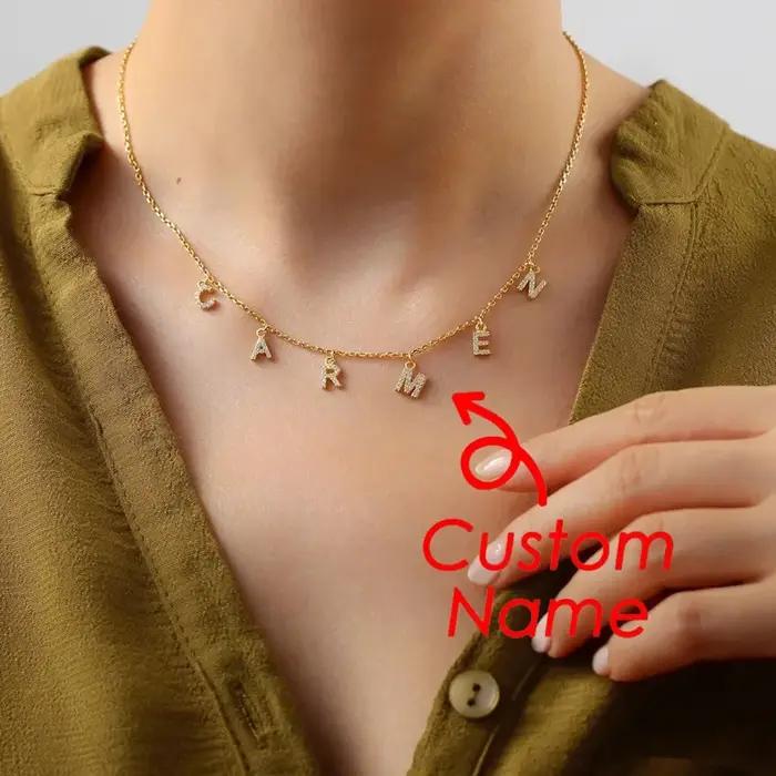 Collier personnalisé avec nom pour femme