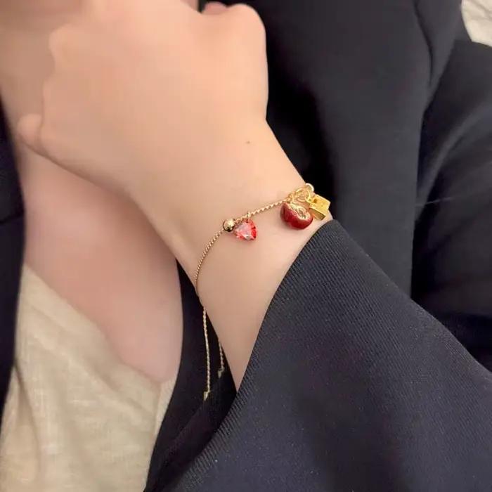 Bracelet pendentif grenade rouge vintage en cristal exquis réglable pour femmes et filles occasions spéciales bijoux de qualité