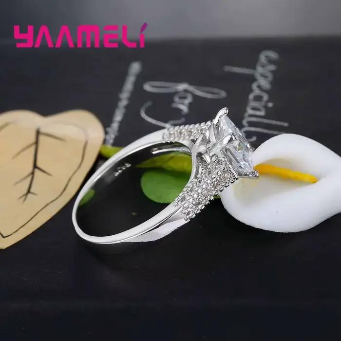 Charmante bague en argent regardé 925 pour femme