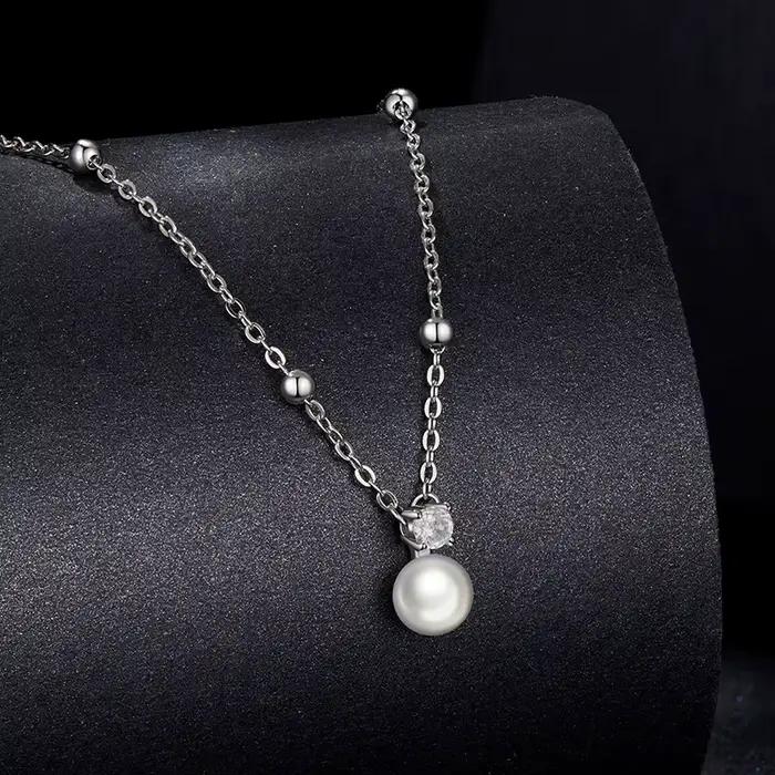 Collier en argent sterling 925 avec pendentif en perles et moissanite pour femmes, bijou certifié, élégant et sophistiqué pour occasions spéciales