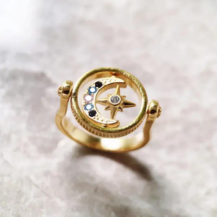 Bague plaquée or Royalty Star & Moon Europe Bohemia