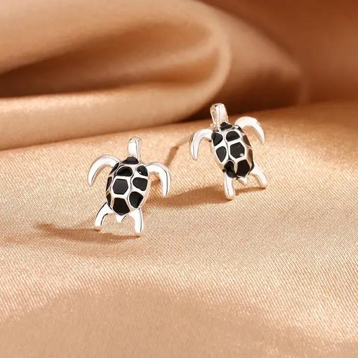 Nouvelles Boucles d'Oreilles Clous en Argent Sterling 925 Tortue Tendance et Polyvalente