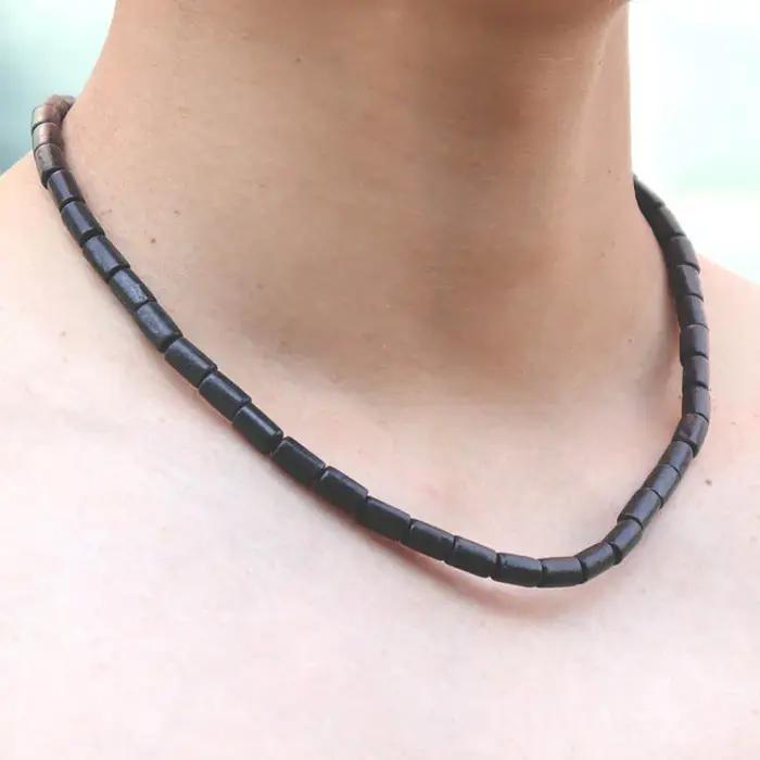 Collier ras du cou en bois vintage pour homme
