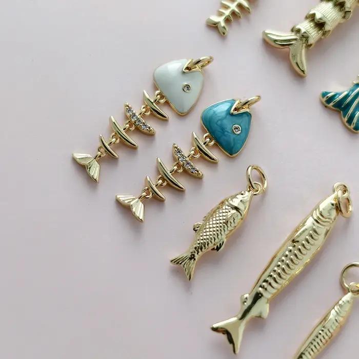 Breloques en forme de poisson mignon pour la fabrication de bijoux