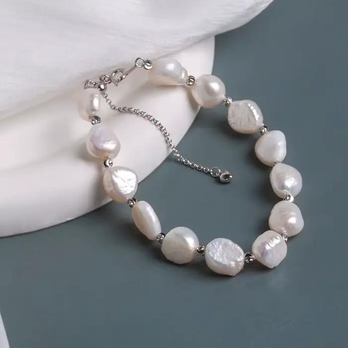 Bracelet en perles d'eau douce baroques et boutons plaqué argent pour femmes élégantes occasions spéciales cadeau original