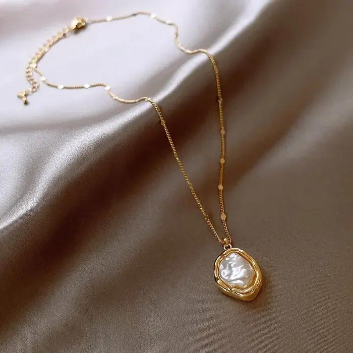 Colliers en perles d'imitation baroques couleur or pour femmes