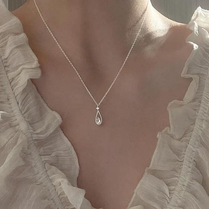 Collier avec pendentif goutte d'eau en Zircon brillant, Vintage français, fée femme, couleur or argenté, chaîne de clavicule Simple, bijoux
