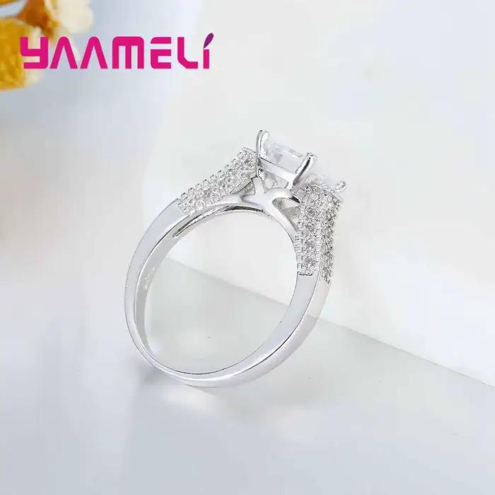 Charmante bague en argent regardé 925 pour femme