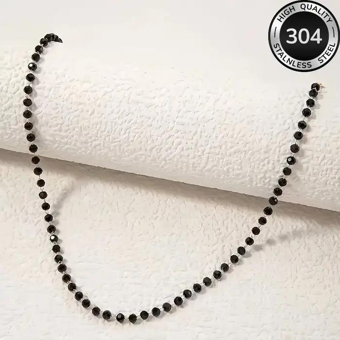 Collier de perles noires de style punk minimaliste pour femme