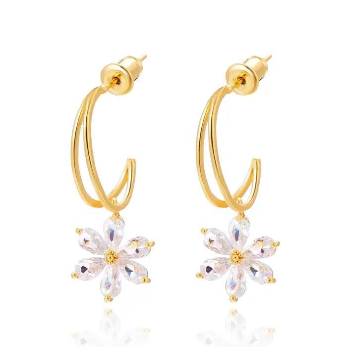 Boucles d'oreilles en forme de fleur en zircone cubique pour femmes, bijoux délicats en bronze ou marron, accessoire de fête et de cérémonie pour occasions spéciales