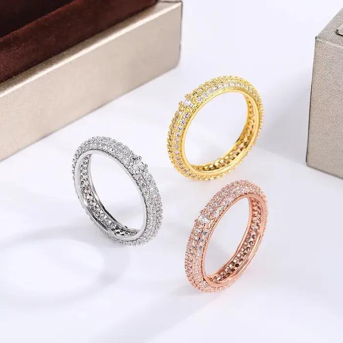 Bague géométrique en Zircon blanc de haute qualité pour argent