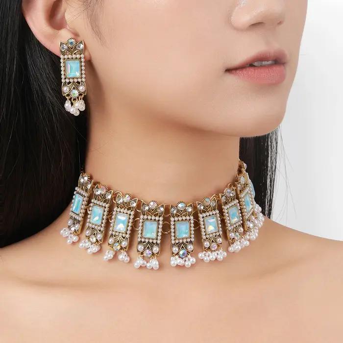 Ensembles de boucles d'oreilles géométriques en cristal bleu pour femmes