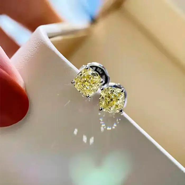 Boucles d'oreilles clous en argent sterling 925 avec citrine haute teneur en carbone pour femmes occasions spéciales élégantes et sophistiquées
