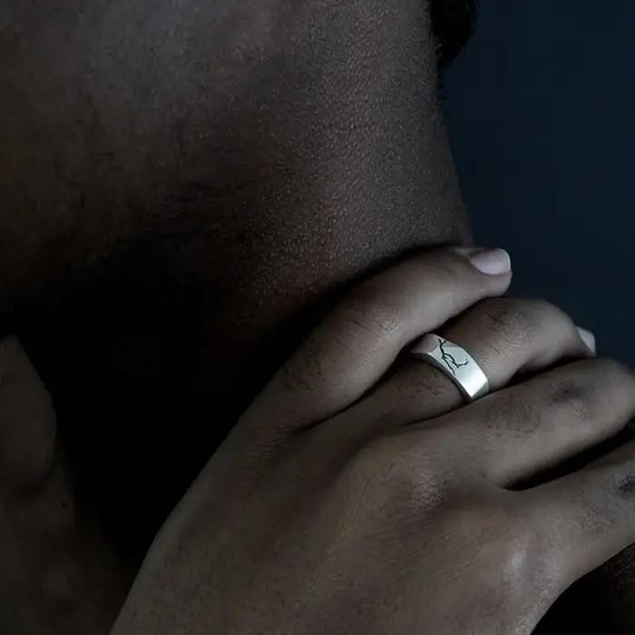 Bague craquelée vintage pour hommes