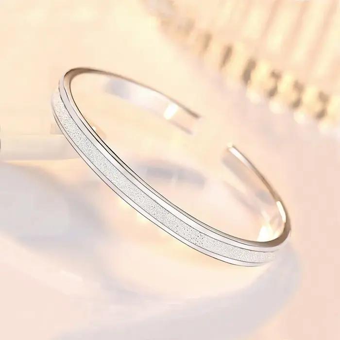 Bracelets en argent sterling 925 pour femmes avec design géométrique unique, hypoallergénique, certifiés pour mariage, fête, cadeaux de vacances