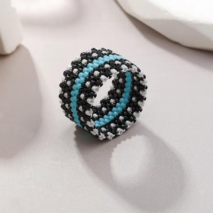 Bague Miyuki bleue bijou moderne en perles pour femmes élégante à offrir pour diverses occasions spéciales