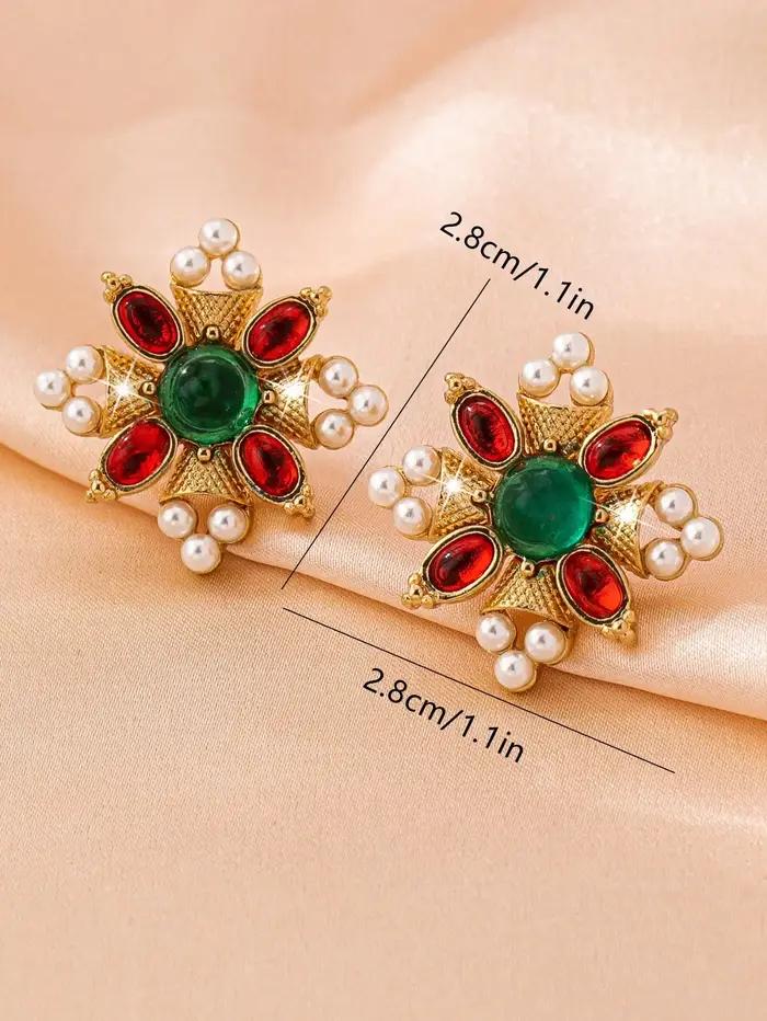 Une paire de boucles d'oreilles pour femmes tendance
