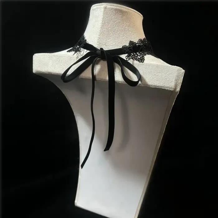 Collier ras du cou gothique en velours pour femmes