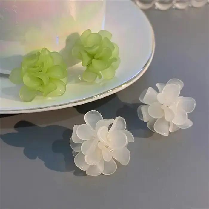 Boucles d'oreilles élégantes à la mode pour femmes