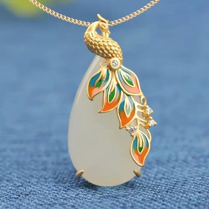 Collier classique en porcelaine émaillée incrustée de Zircon naturel Hetian Jade ovale