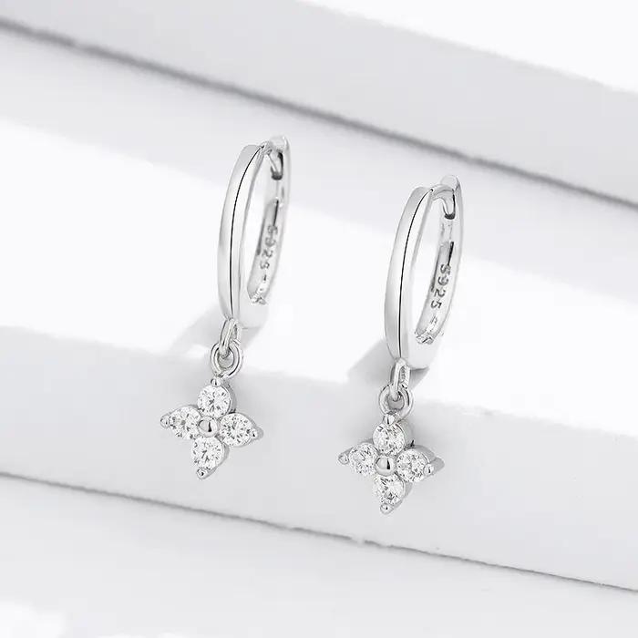 ANENJERY Zircon fleur pendentif boucles d'oreilles pour femmes Simple mode Huggies bijoux aretes
