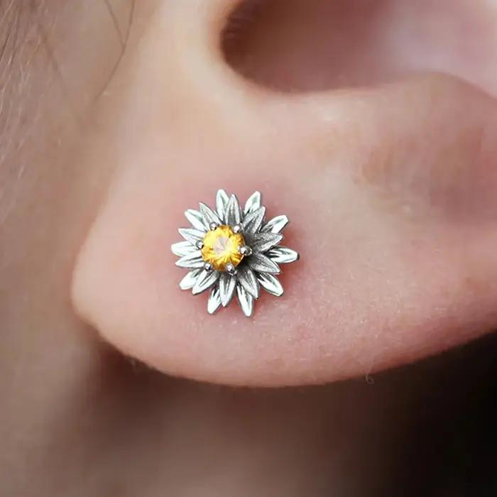 Huitan – boucles d'oreilles à fleurs délicates