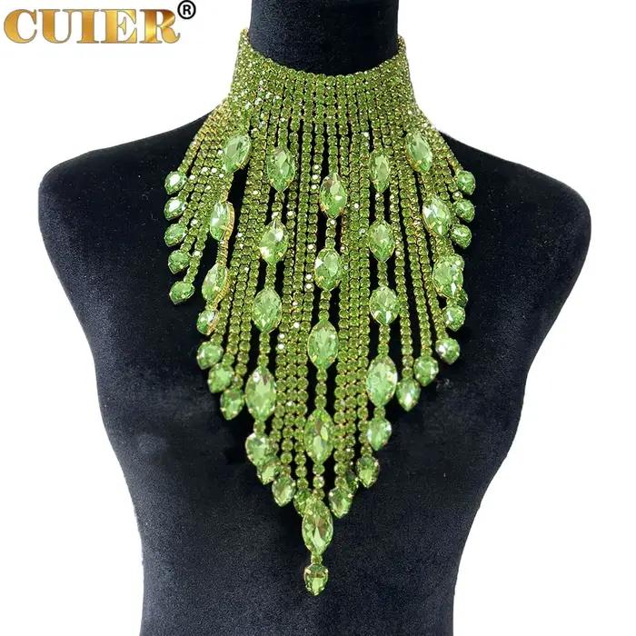 Collier en cristal AB à pompon irrégulier pour femme élégant tour de cou bijoux de mariage pour femmes occasions spéciales soirée chic