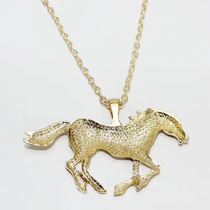 Collier à breloques cheval pour femme, déclaration de bijoux, pendentif en cours d'exécution, mode