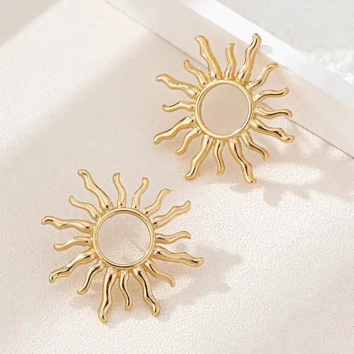 Boucles d'oreilles à tige fleur de soleil élégantes pour femmes