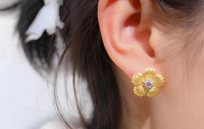 Boucles d'oreilles vintage en argent 925 serties de topaze naturelle élégantes à offrir pour femme pour soirée et événements spéciaux