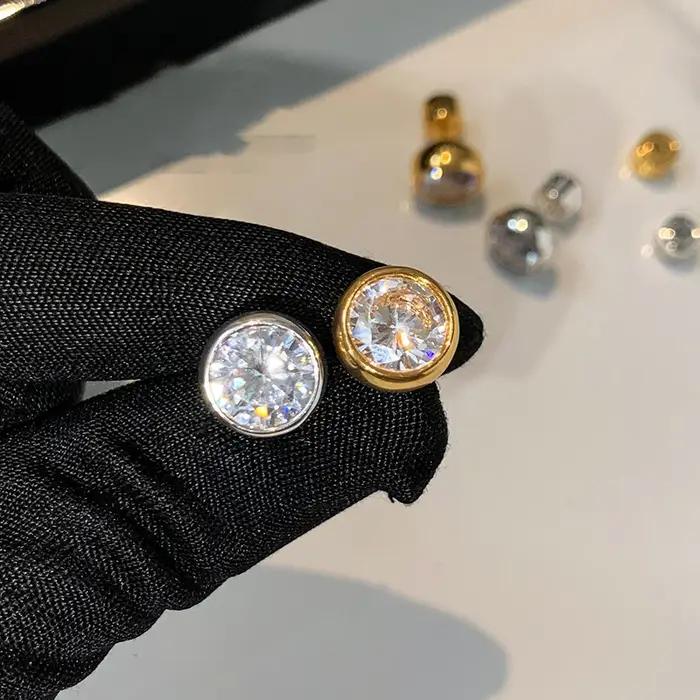 Boucles d'oreilles rondes brillantes en Zircon