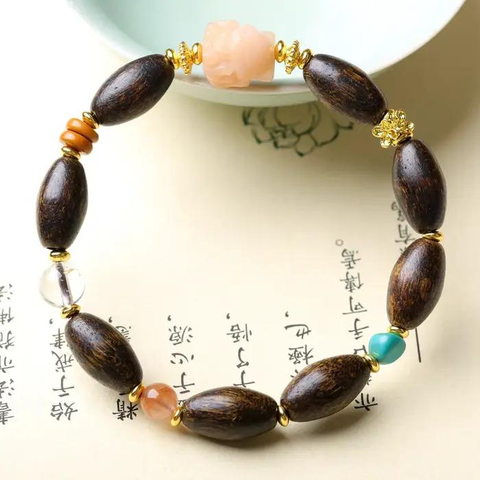 Bracelet en bois d'agar de Malaisie occidentale au design original : Nouveau style chinois avec raci