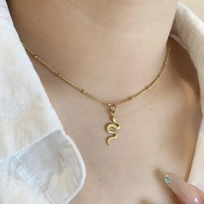 Pendentif collier pour les femmes d'or clip perle chaîne serpent