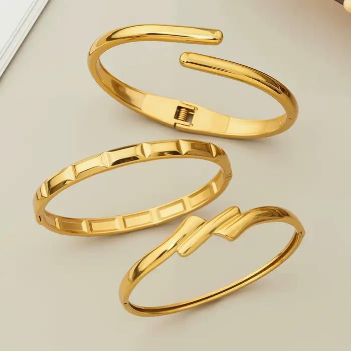 Bracelet en acier inoxydable 316L plaqué or 18 carats pour femmes classique avec finition lisse et multiple couleurs disponibles pour diverses occasions