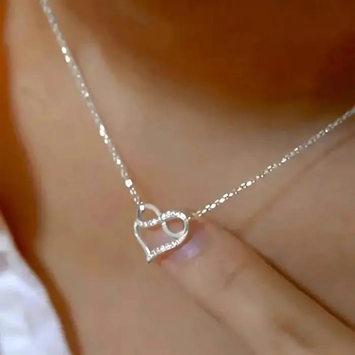 Huitan – collier avec pendentif en forme de cœur