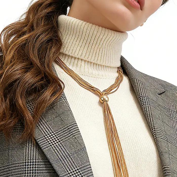 Collier Y en or multi-brins avec pampilles